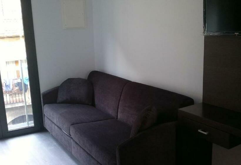 Номер Стандарт Трехместный, 9 Sant Antoni