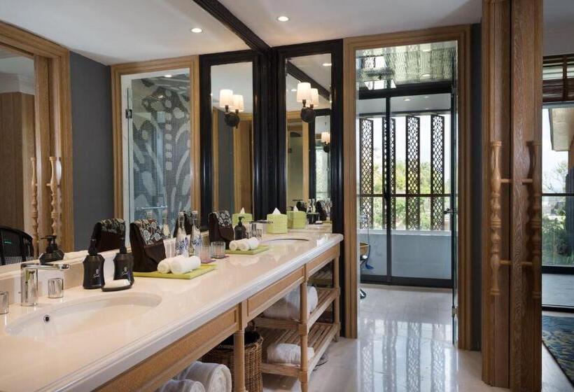 Люкс Кровать Кинг, Indigo Bali Seminyak Beach, An Ihg