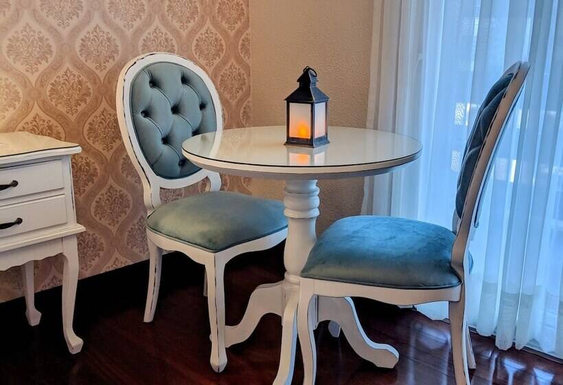 Quarto Deluxe, Kehl Haus