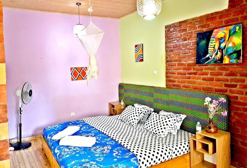 اتاق استاندارد, Yambi Guest House