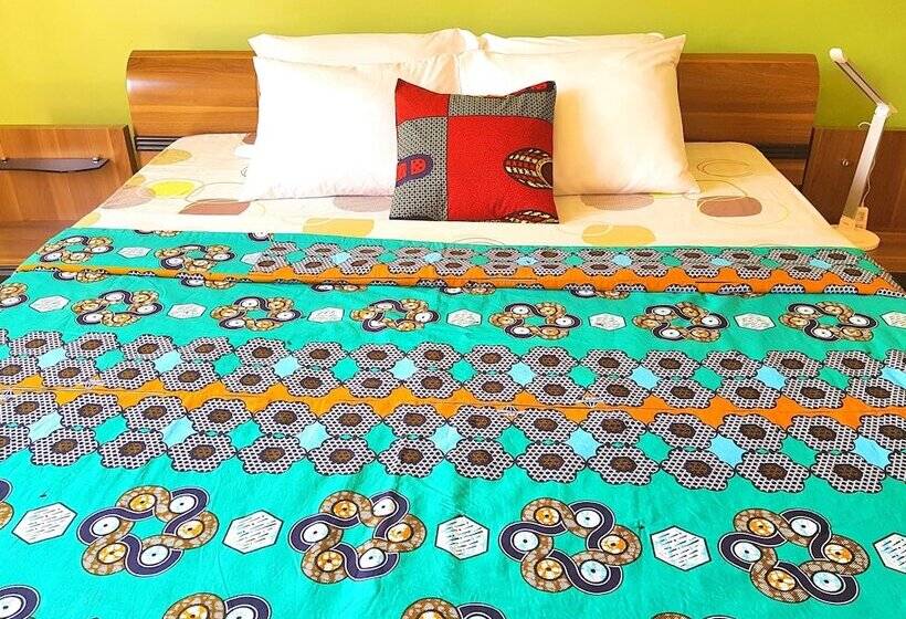 اتاق استاندارد یک نفره, Yambi Guest House