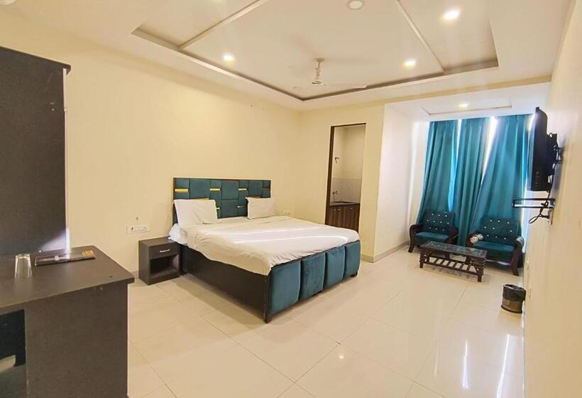 سوییت اجرایی, Fabhotel Shiv Rachna