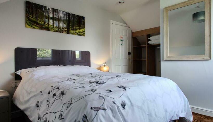 Номер Стандарт, Aaron Lodge Guest House