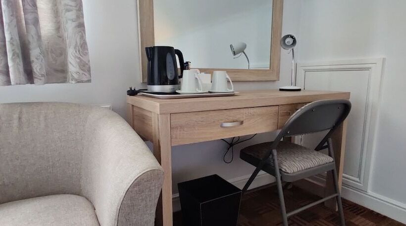 Номер Стандарт, Aaron Lodge Guest House