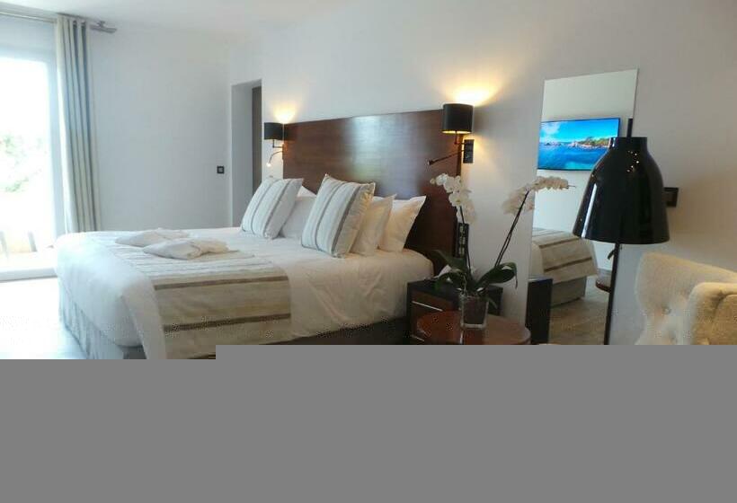 سوییت خانوادگی, Isulella Hotel & Restaurant