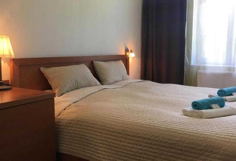 Camera Standard Bagno Condiviso, Pension Village