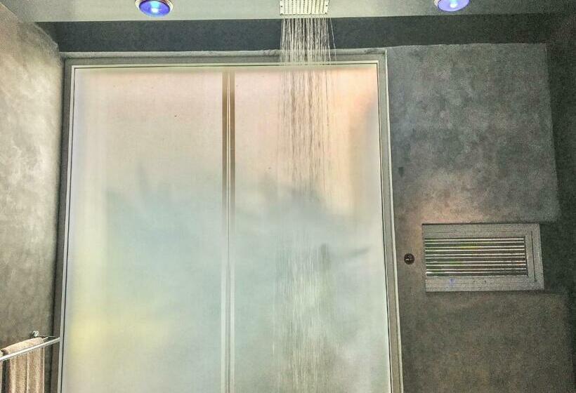 וילה עם חדר שינה אחד ובריכת שחיה, Waterland