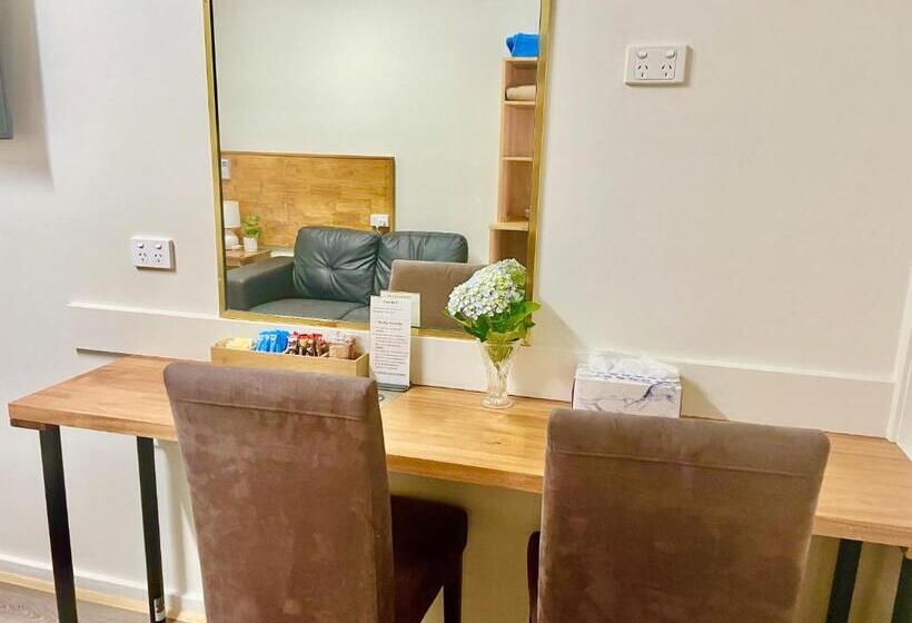 デラックストリプルルーム, Highway Motor Inn Taree