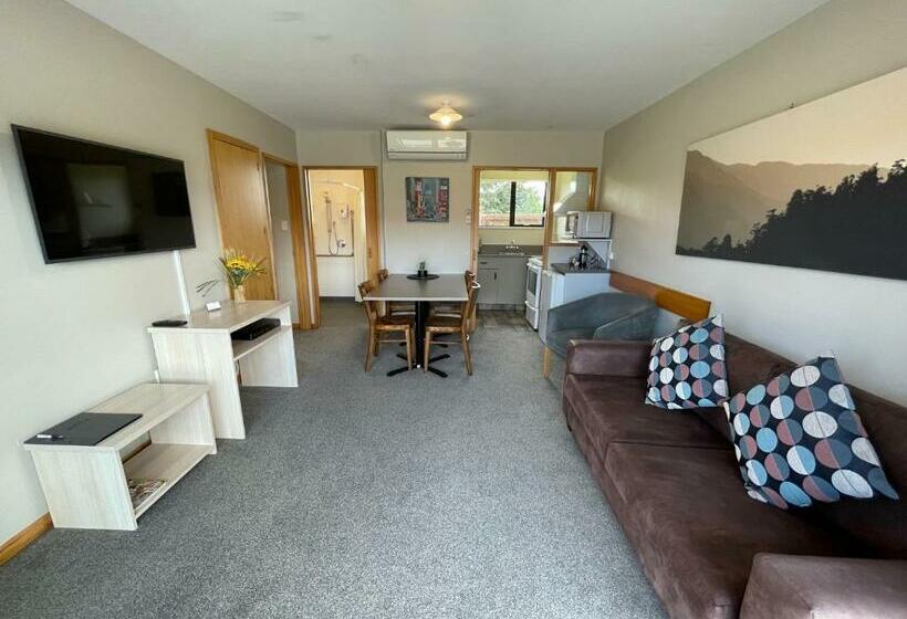 Апартаменты 2 Спальни, Sierra Motel And Apartments