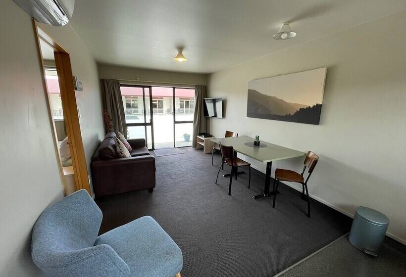 Апартаменты 1 Спальня, Sierra Motel And Apartments
