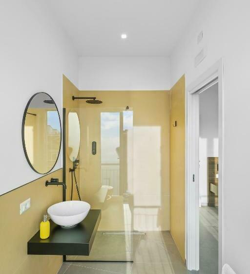 带大床的标准间, Pangea Luxury Rooms