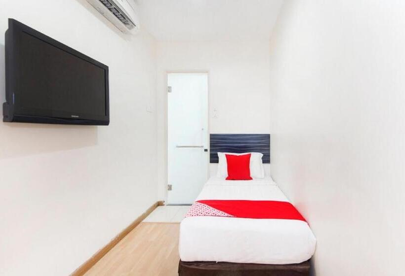 اتاق استاندارد یک نفره, OYO 331 i Boutique 