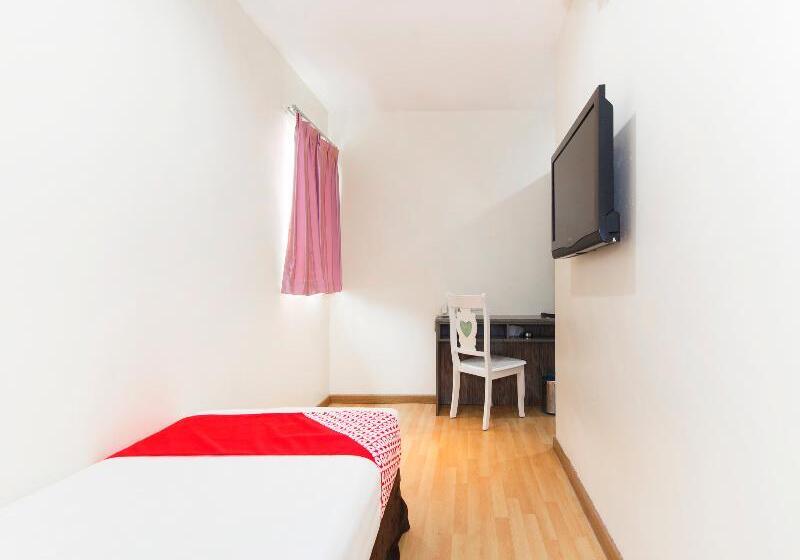 اتاق استاندارد یک نفره, OYO 331 i Boutique 