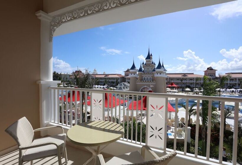 سوئیت جونیور دلوکس با چشم‌انداز, Bahia Principe Fantasia Punta Cana - All Inclusive