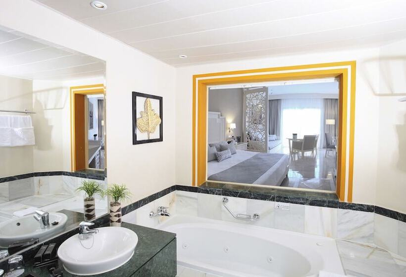 سوئیت جونیور دلوکس با چشم‌انداز, Bahia Principe Fantasia Punta Cana - All Inclusive