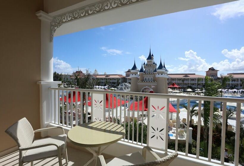 سوئیت جونیور دلوکس با چشم‌انداز, Bahia Principe Fantasia Punta Cana - All Inclusive