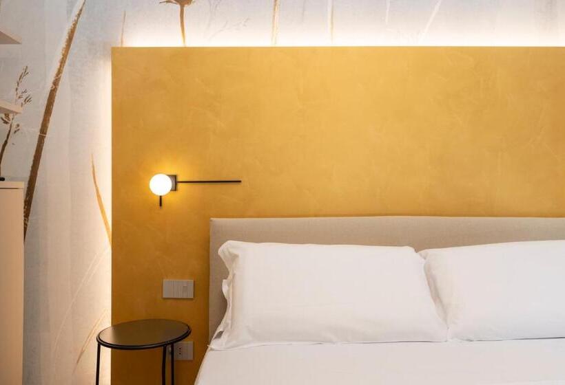 Quarto Estandar com Terraço, Marna Relais
