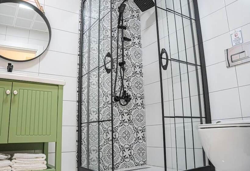 オーシャンビューのデラックストリプルルーム, Maslin Otel