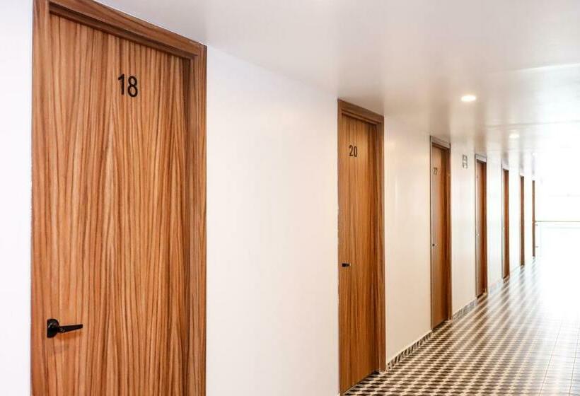 غرفة ديلوكس, Alambique Hotel Express