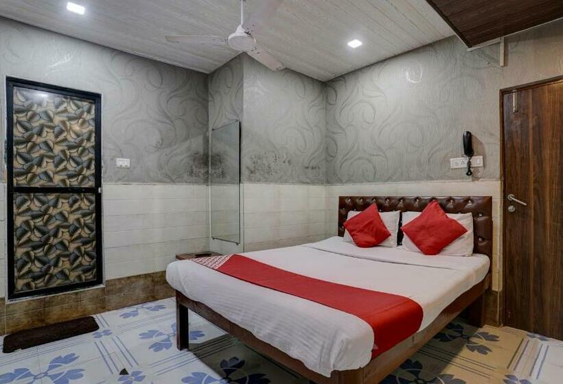 Трехместный Номер Классика, Sapna Residency