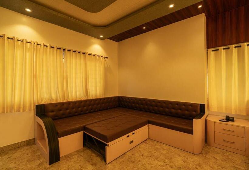 Апартаменты Пентхаус 1 Спальня, The Venue By Seasons Suites @ Yelahanka