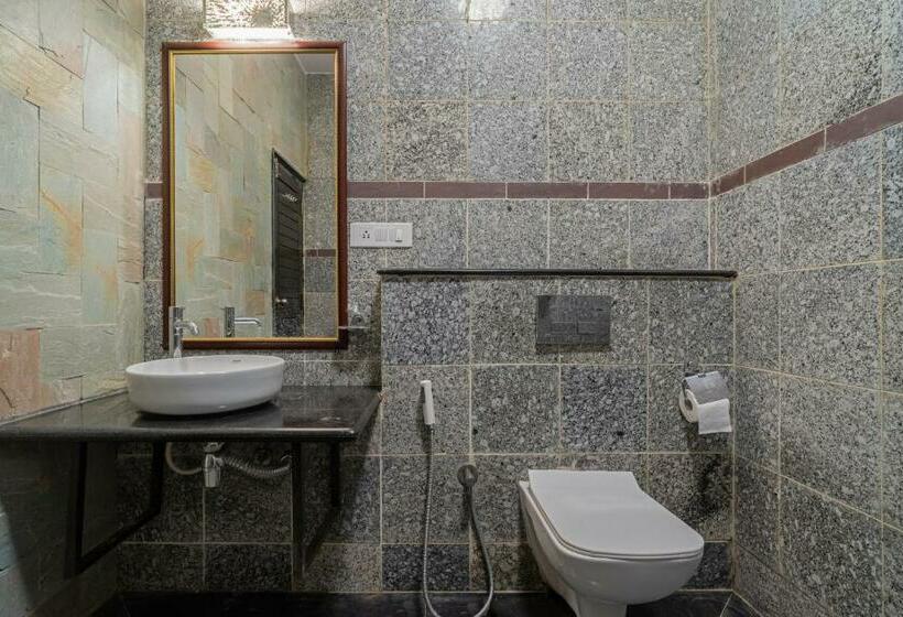 Студио Стандарт Кровать Кинг, The Venue By Seasons Suites @ Yelahanka