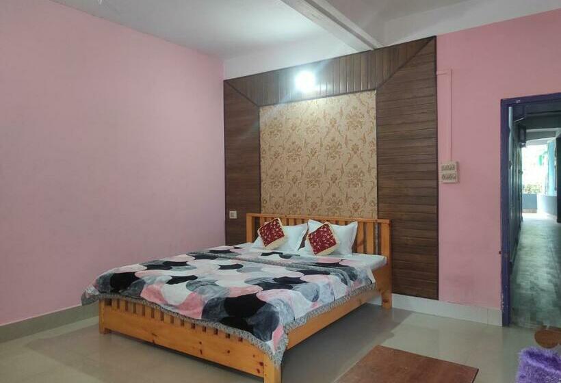 Номер Стандарт, Eight Lucky Homestay