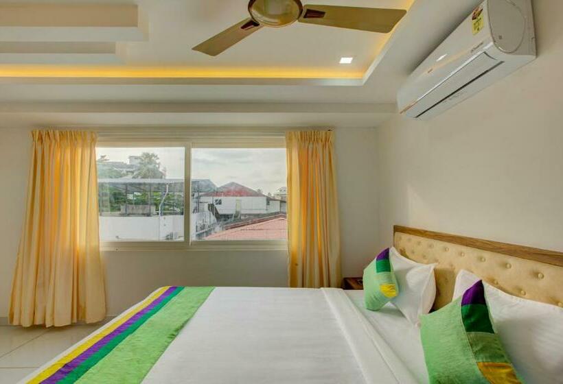 Quarto Estandar, Nawal Mahal