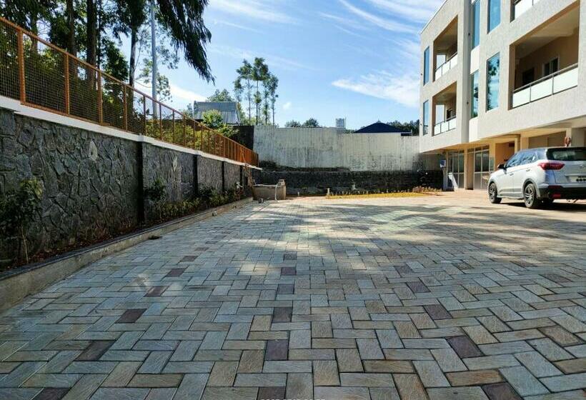 Номер Стандарт, Nt Grand Yercaud