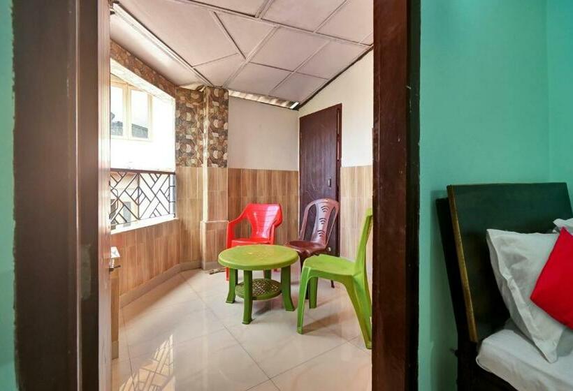 Трехместный Номер Классика, Oyo Flagship 81524 Gp Lodge