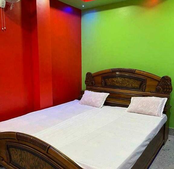 Трехместный Номер Классика, Oyo Flagship 81524 Gp Lodge