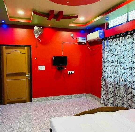 Трехместный Номер Классика, Oyo Flagship 81524 Gp Lodge