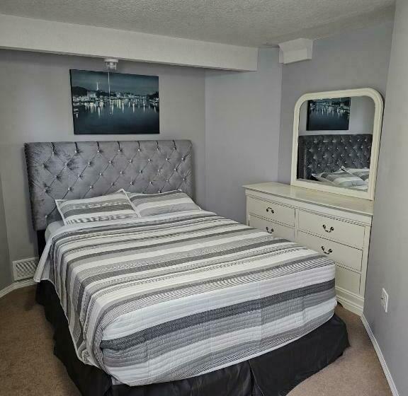 חדר משפחתי, Awesome Guest Suite