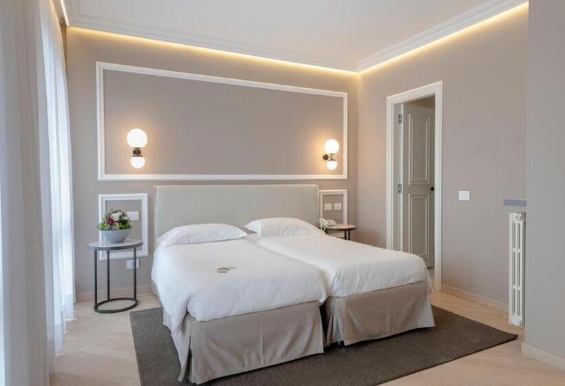Номер Deluxe с Балконом, Apollo Terme