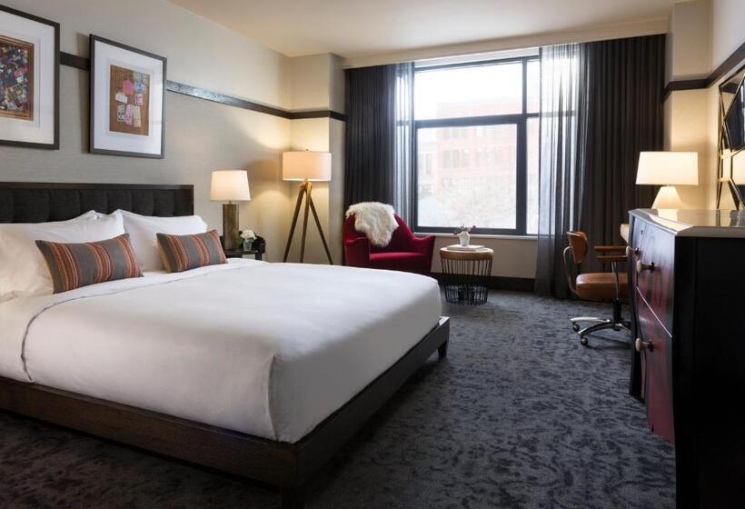 Номер Премиум, Kimpton Journeyman Hotel, An Ihg