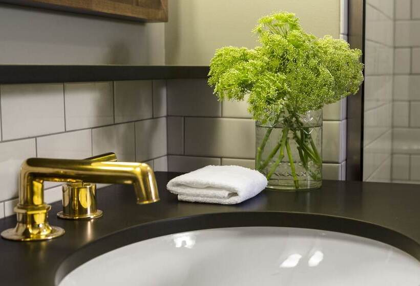 Номер Стандарт, Kimpton Journeyman Hotel, An Ihg
