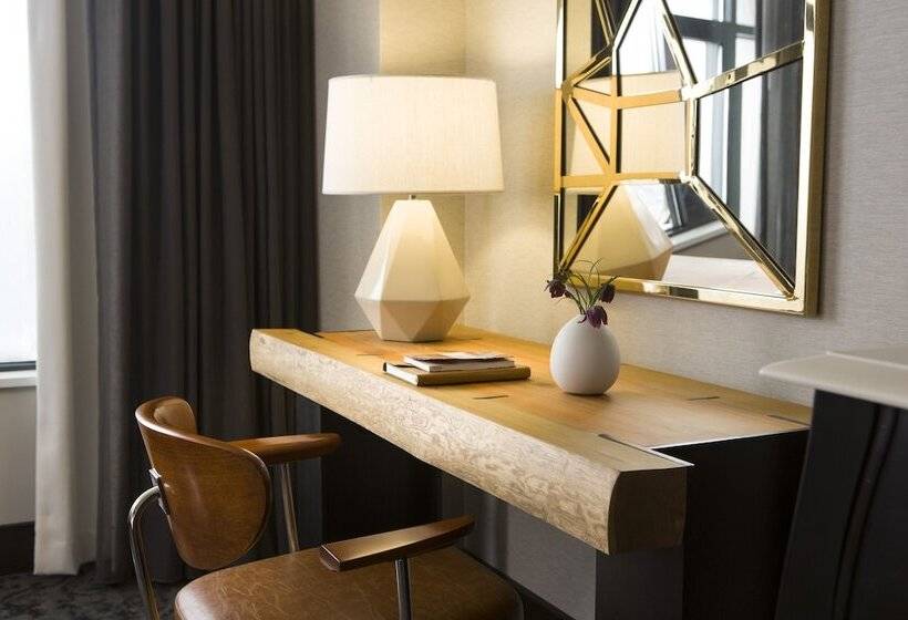 Номер Премиум, Kimpton Journeyman Hotel, An Ihg