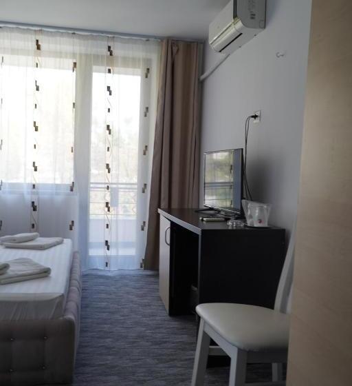 غرفة سوبيريور مزودة بشرفة, & Medspa Siret