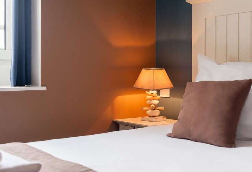 Номер Стандарт Трехместный, Hôtel De La Plage