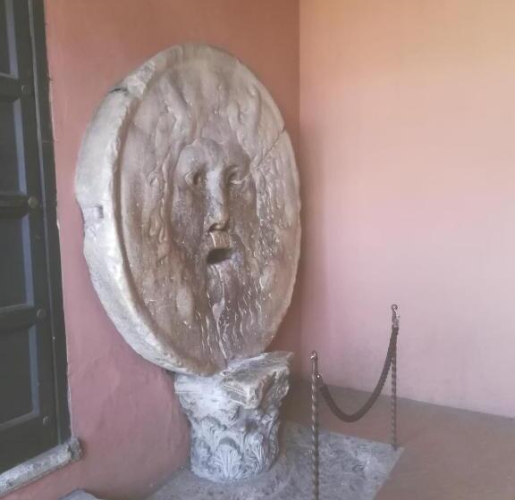 اتاق سه‌نفرۀ استاندارد با سرویس بهداشتی بیرون از اتاق, Casa Giò