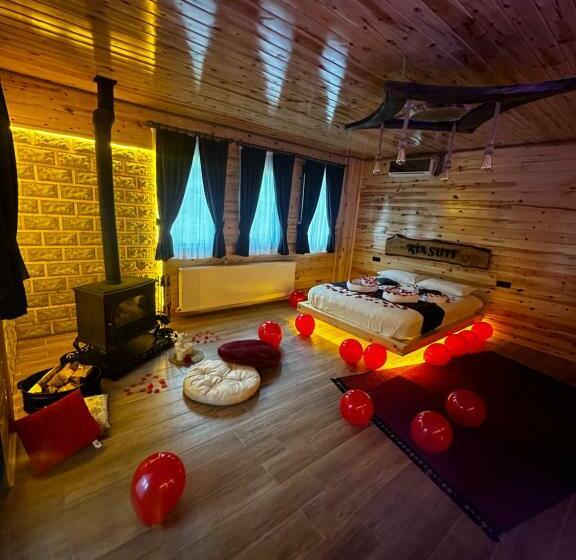 اتاق لوکس با بالکن, Ria Süit Otel Bungalov