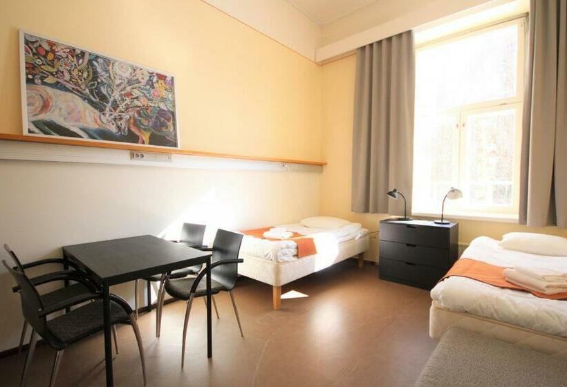 Четырехместный Номер Стандарт, Forenom Hostel Röykkä