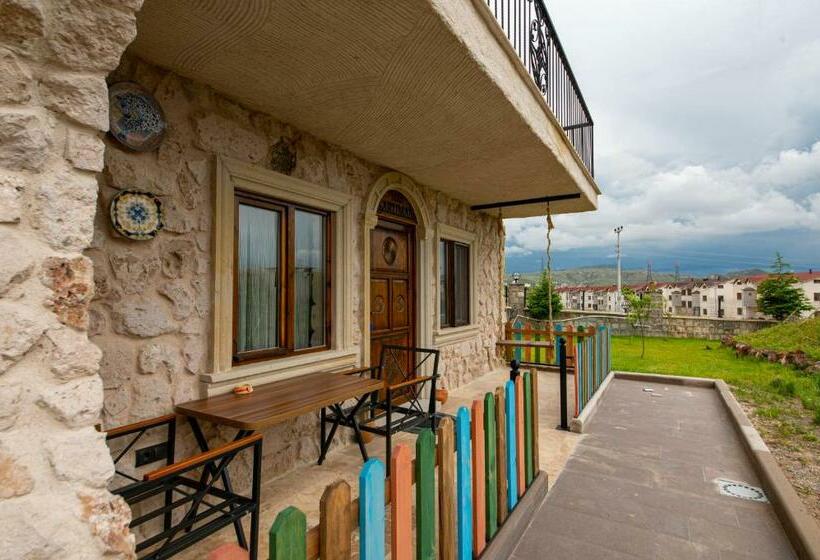 سوییت دوبلکس, Cappadocia Hobbit House