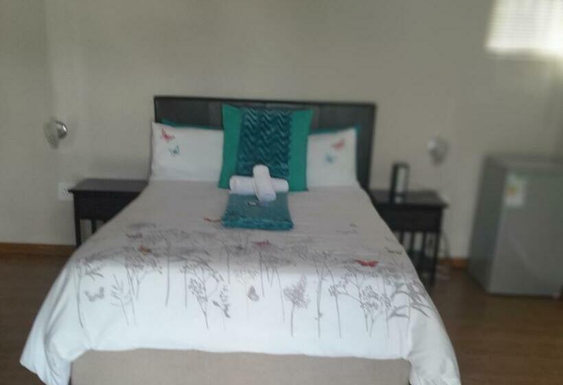 Номер Стандарт, Luyolo Guest Lodge