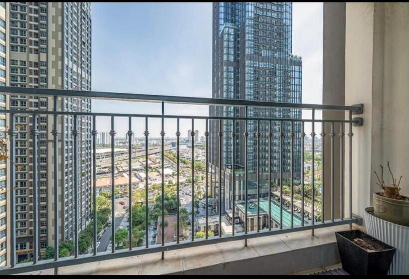 آپارتمان 2 خوابه, Landmark Vinhomes Christine Apartment