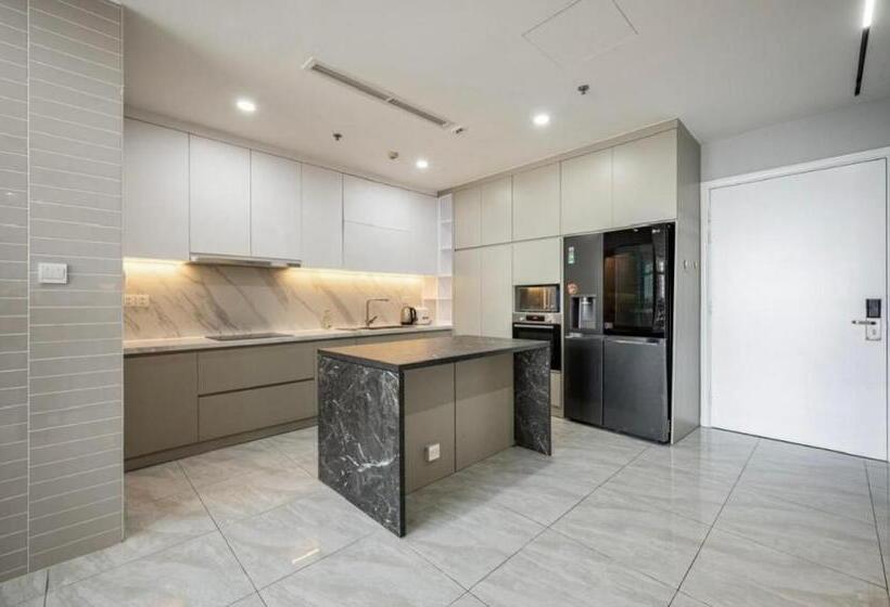آپارتمان 2 خوابه, Landmark Vinhomes Christine Apartment