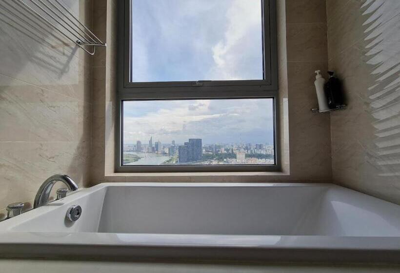 آپارتمان 3 خوابه, Landmark Vinhomes Christine Apartment