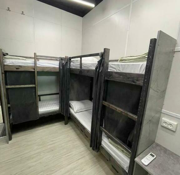 이코노미 룸, Dubai Hostel