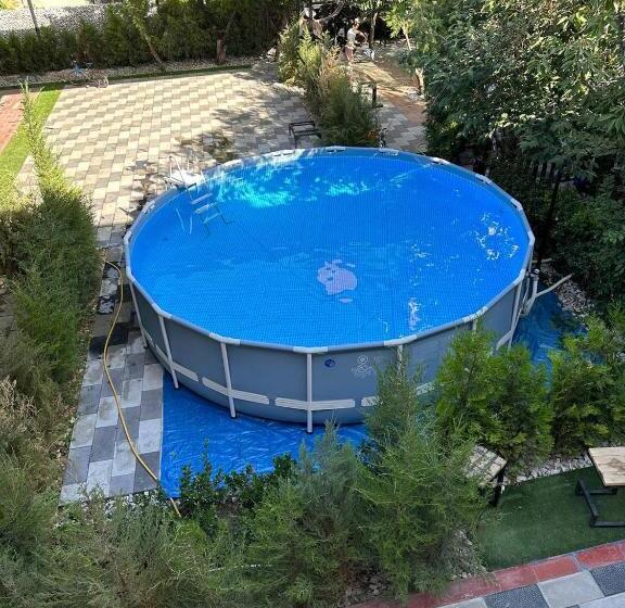이코노미 룸, Dubai Hostel