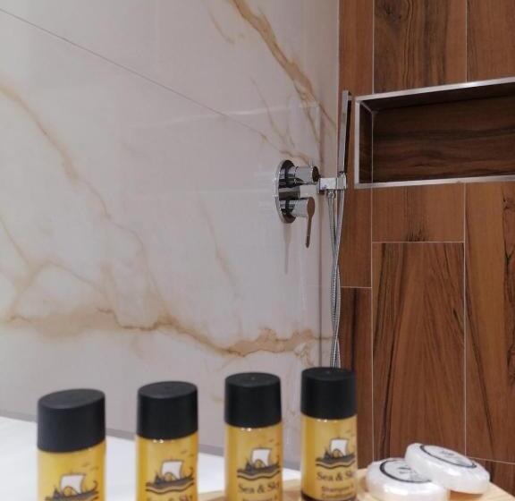 Номер Deluxe с Видом, Villa Tonia